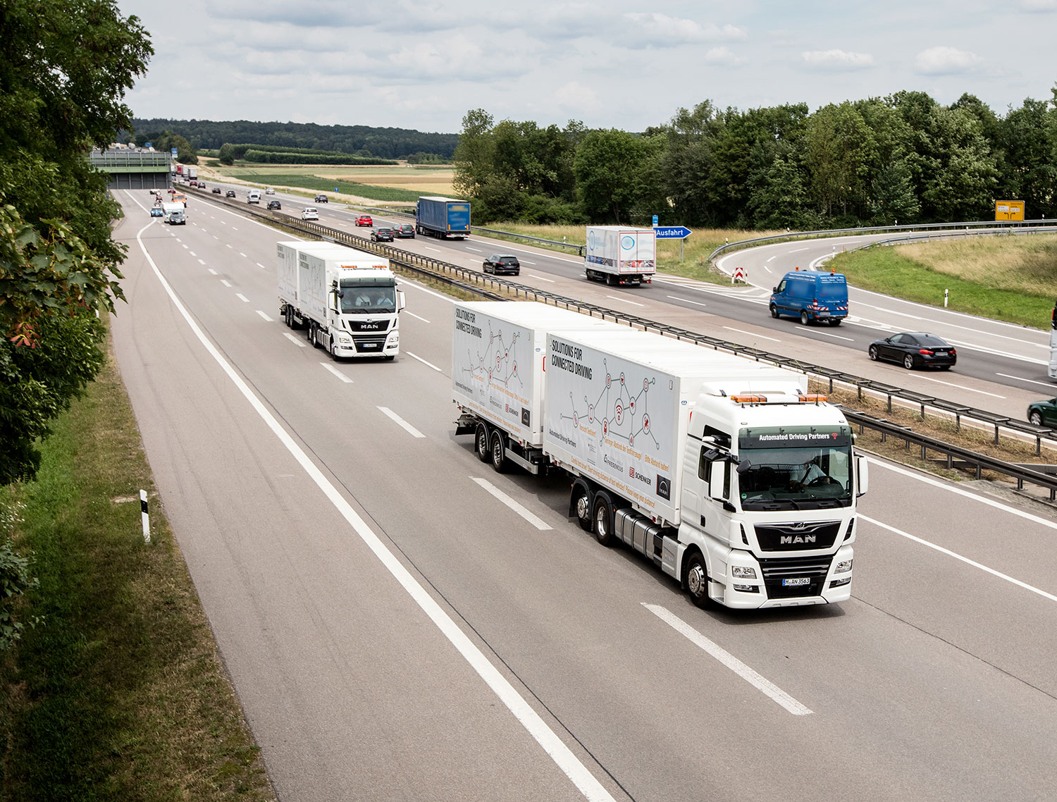 Is platooning the future of long-distance transport?