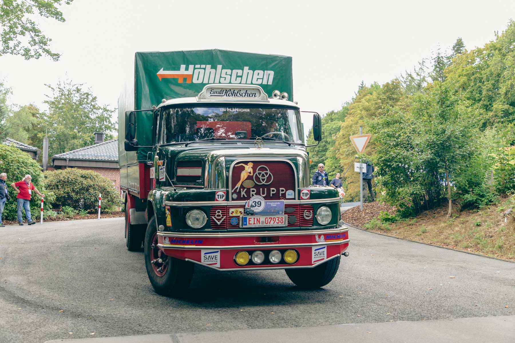 Oldtimer-Lkw auf Tour